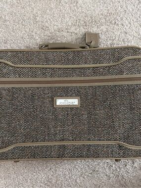 Jordache Brown Tweed luggage with Tan Trim vintage